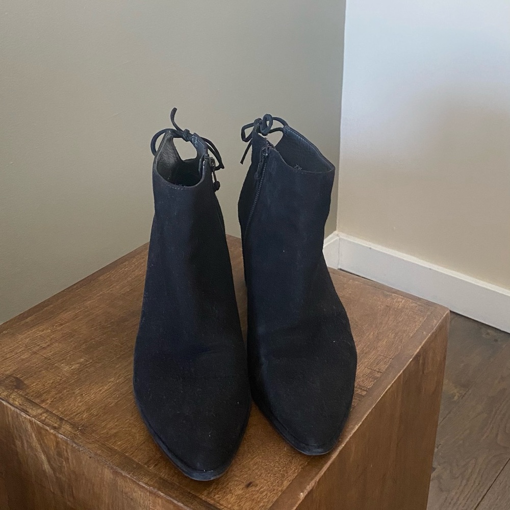 Stuart Weitzman Lofty Suede Booties - image 5